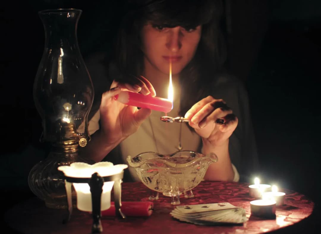 Co napisać na wróżbach andrzejkowych? Odkryj zabawne przepowiednie